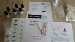 zelf parfum maken kinderfeestje