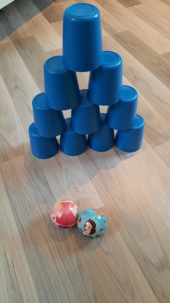 Bekers gooien prinses