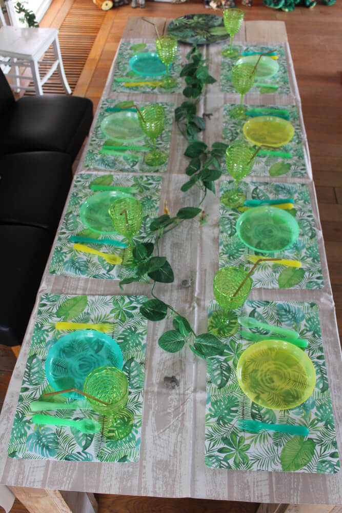 jungle feestje tafelaankleding en versiering
